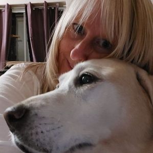 Meet your Posher, Carrie